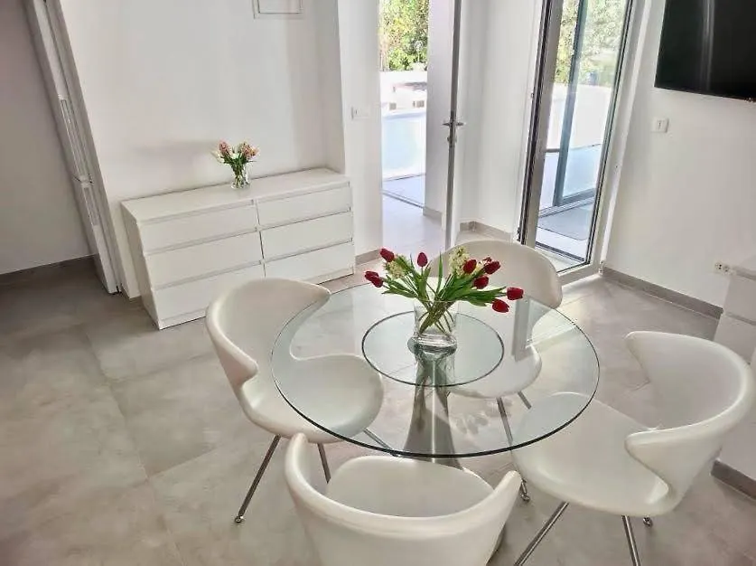 Suha Punta Luxury Apartments First Row To The Sea Kampor