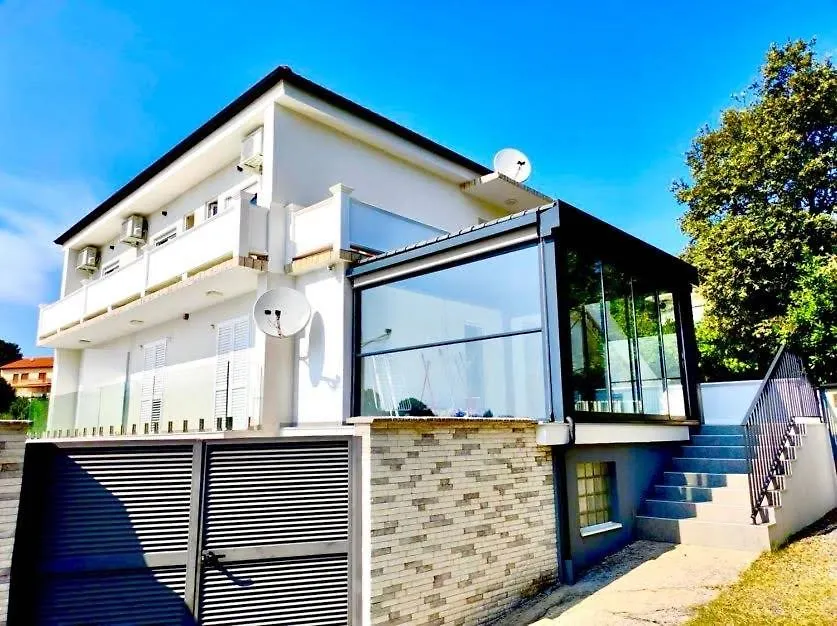 Suha Punta Luxury Apartments First Row To The Sea Kampor 0*,  Croatia